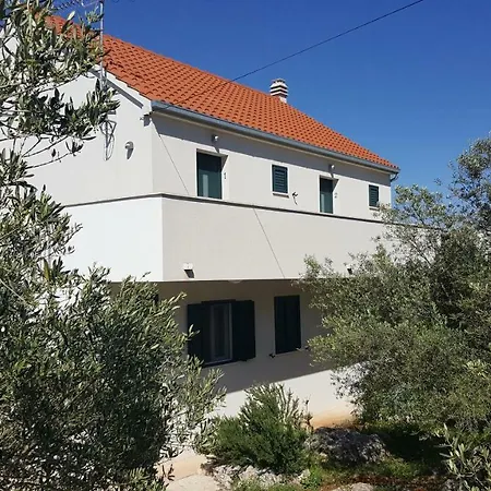 Apartman Lomar