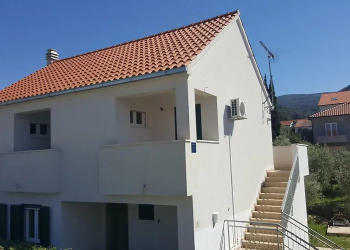 Lomar Apartmán